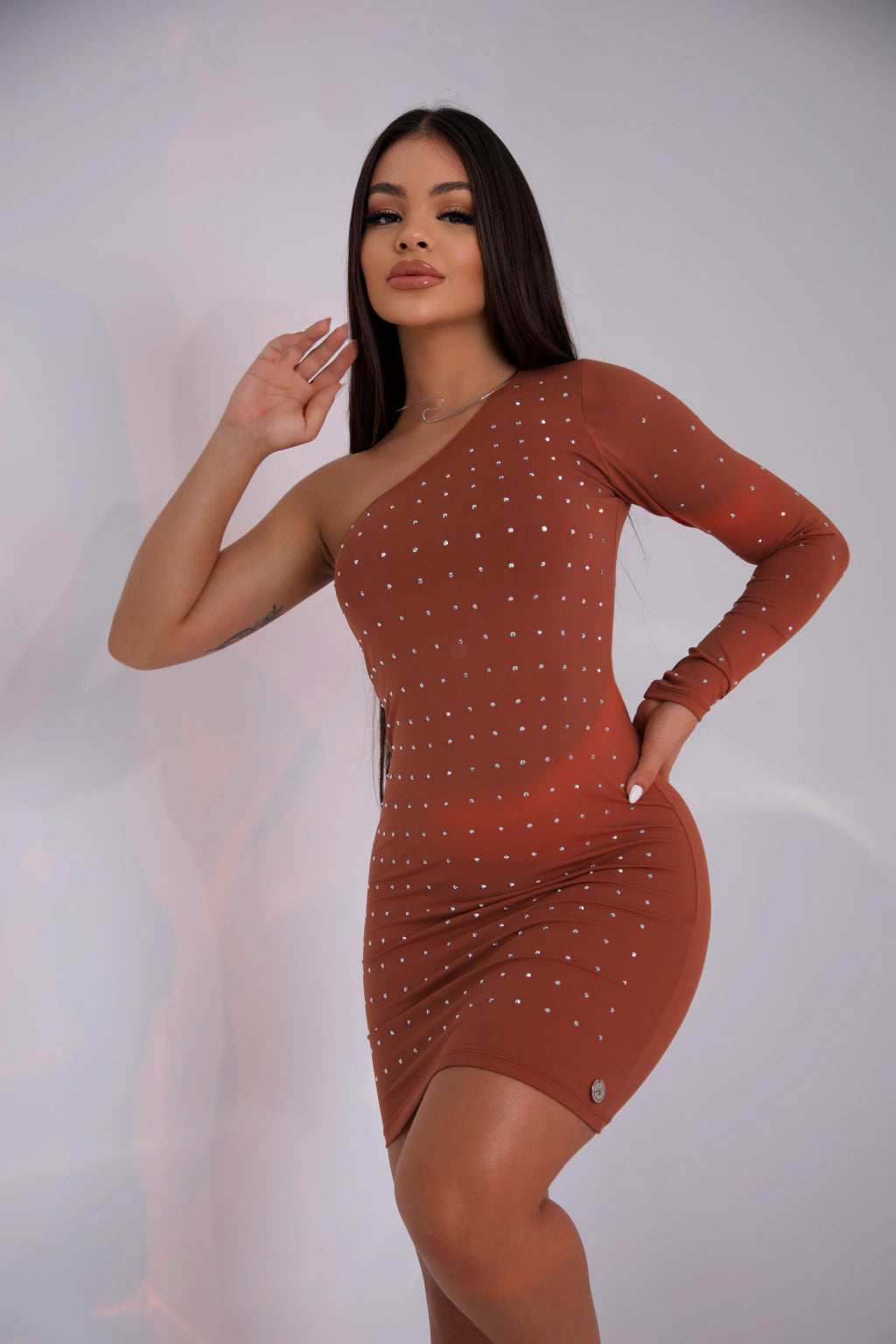 VESTIDO MANGA ÚNICA GLOW
