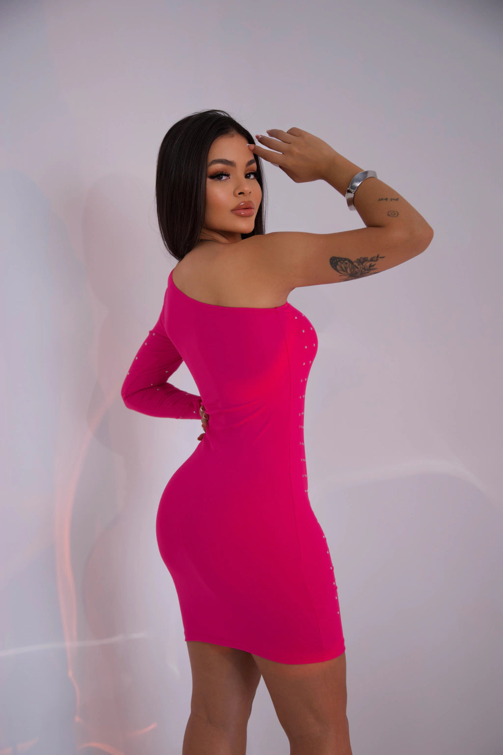 VESTIDO MANGA ÚNICA GLOW