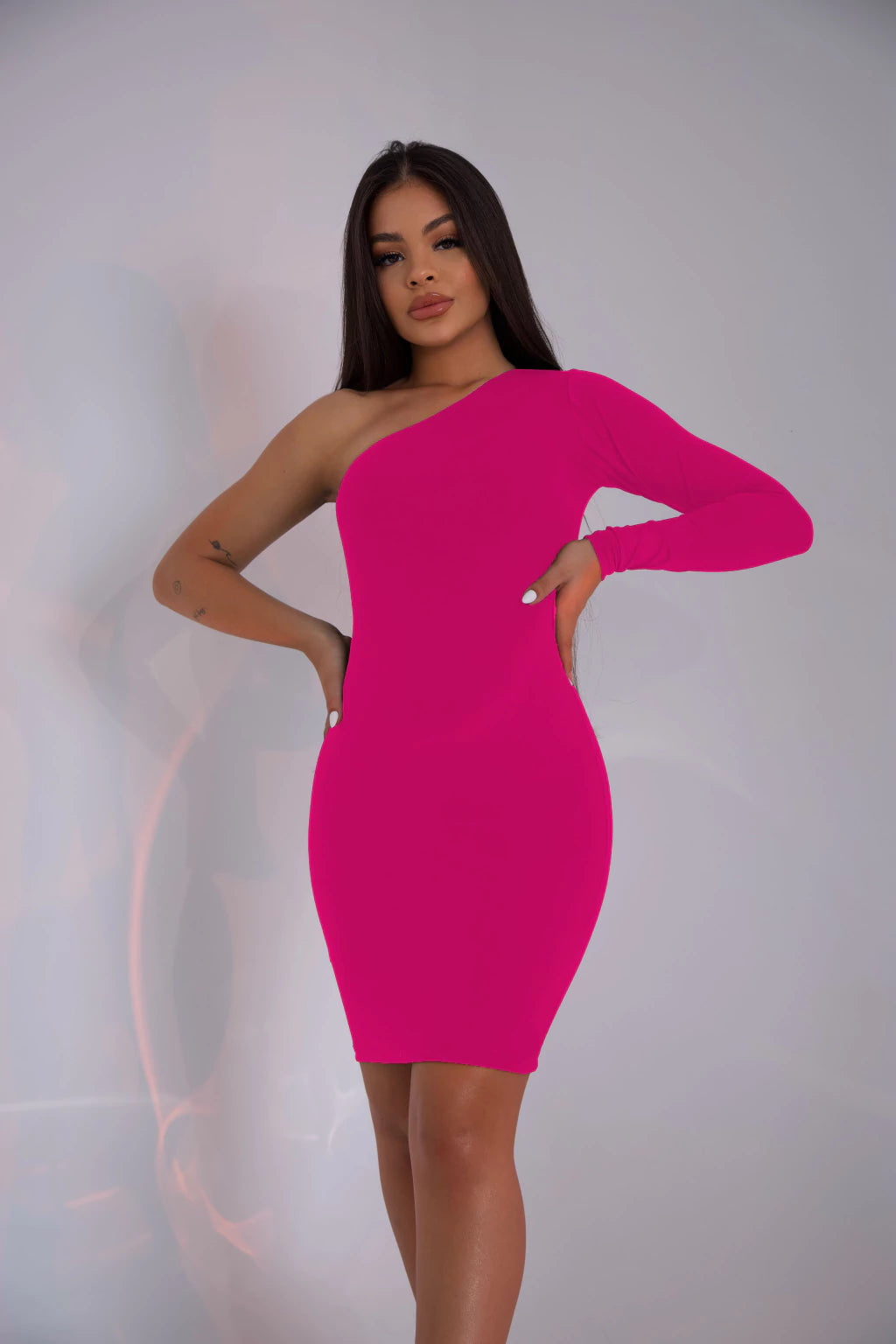 VESTIDO MANGA ÚNICA BASIC