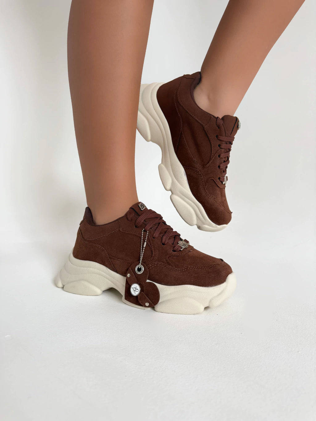 Tenis Lary LR
