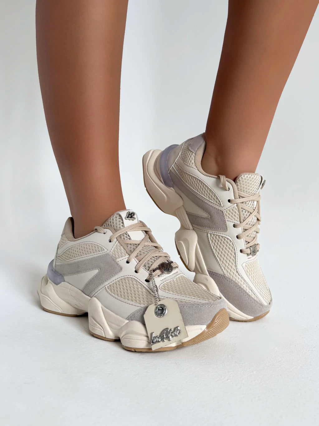Tenis Bia LR